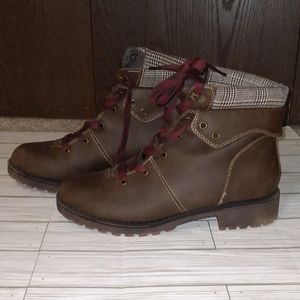 Women's Boots